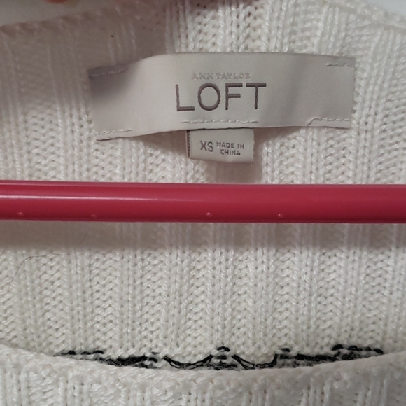 Sweater - Picture 5 of 5